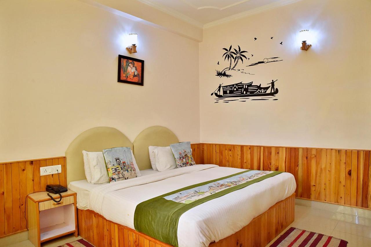 Flagship 4637 Hotel K Square Manāli Esterno foto